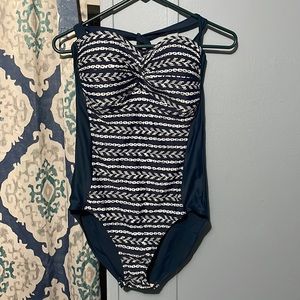 Cute Merona bathing suit size large